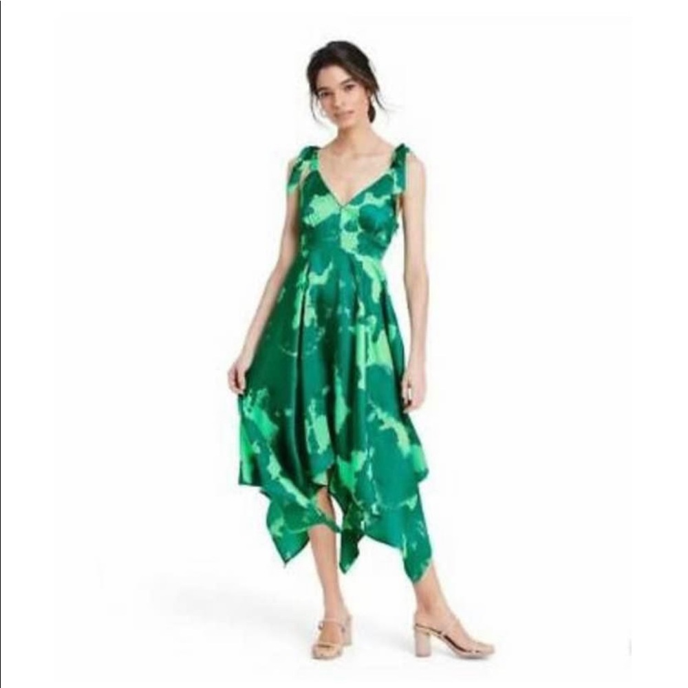 Alexis Green Printed Handkerchief Hem Midi Dress